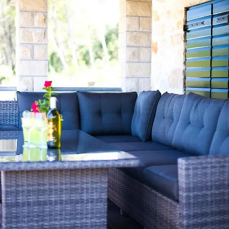 Family Friendly House With A Swimming Pool Zavalatica, Korcula - 9476