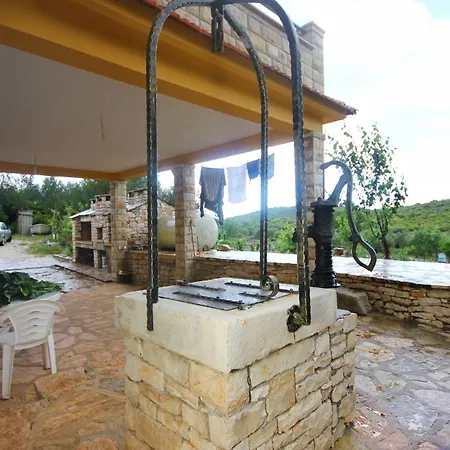 Vakantiehuis Family Friendly House With A Swimming Pool Zavalatica, Korcula - 9476 *