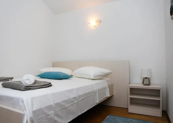 Family Friendly House With A Swimming Pool Zavalatica, Korcula - 9476 Semesterbostad