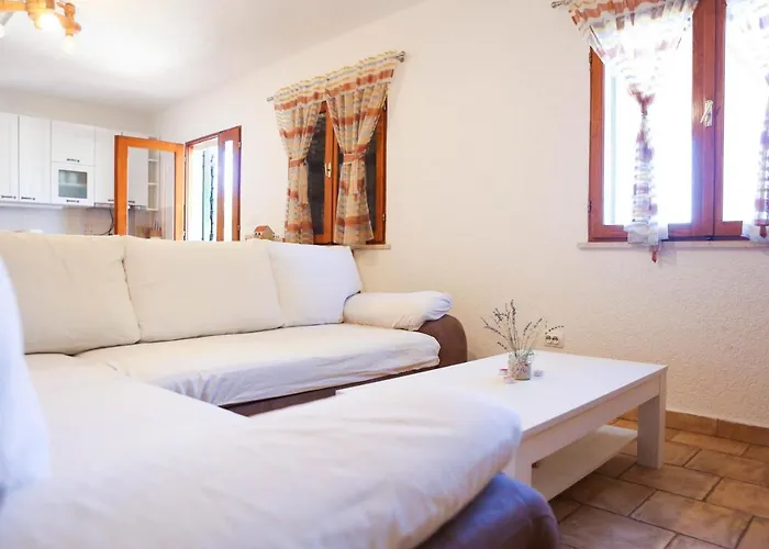 Semesterbostad Family Friendly House With A Swimming Pool Zavalatica, Korcula - 9476 *